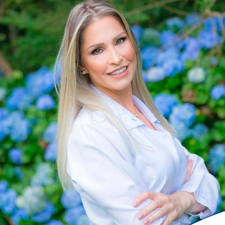 Foto da Dra. Renata Stoeberl